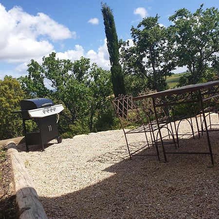 Gites L'Hermitage La Tour-d'Aigues Luaran gambar